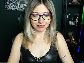 heidi_pleasure Cam
