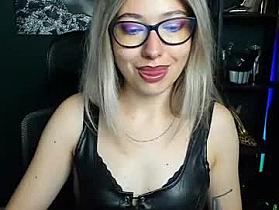 heidi_pleasure Cam